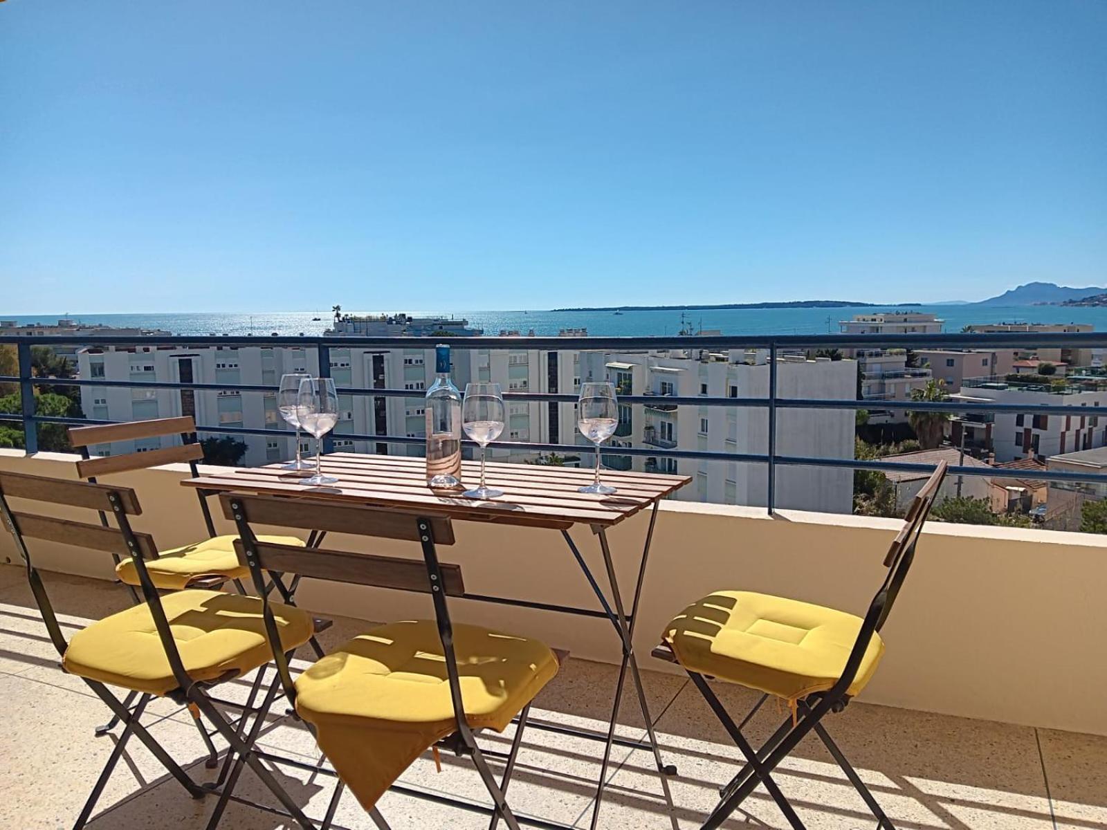 3 Pieces Vue Mer - Clim - 5 Min De La Plage A Pied Antibes Ngoại thất bức ảnh